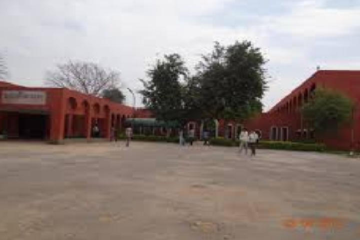 https://cache.careers360.mobi/media/colleges/social-media/media-gallery/23789/2019/7/18/College View of Firoz Gandhi Memorial Government College Adampur_Campus-View.jpg